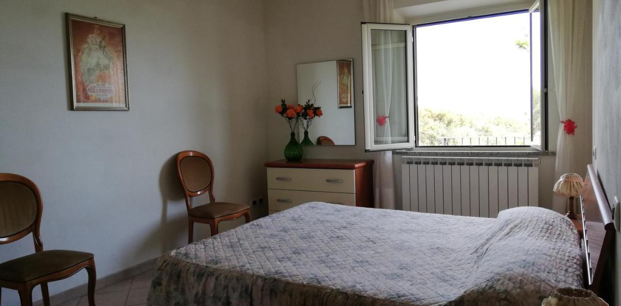 La Casa Gialla Belvedere Кортона Екстериор снимка