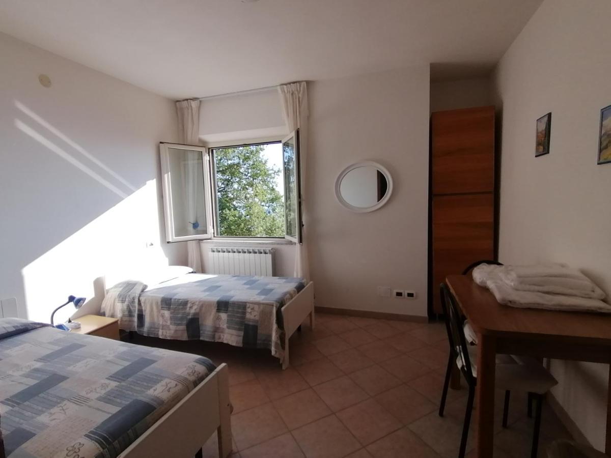 La Casa Gialla Belvedere Кортона Екстериор снимка